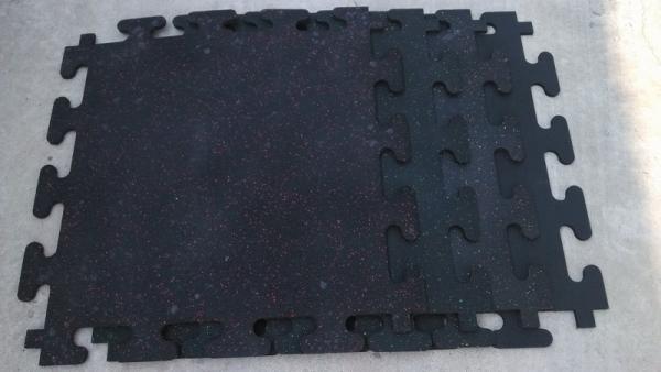 Quality elastic non-toxic noise reduction interlock EPDM  color flecks rubber tiles for sale