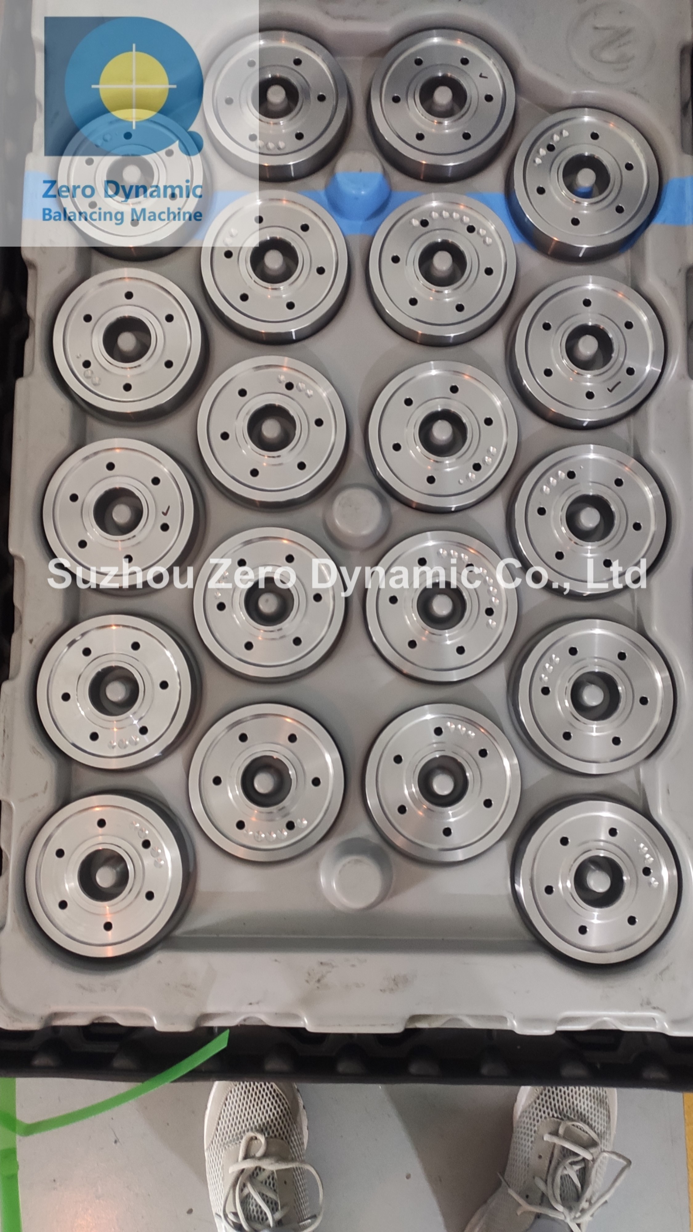 Single Station Automotive Output Gear Automatic Balancing Machine Vertical Single Plane Drilling Correction Balancer