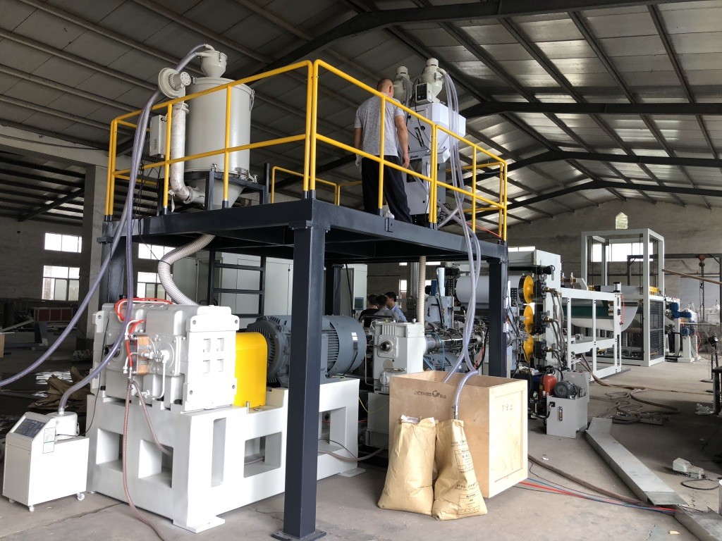 Automatic Computerized PP Sheet Extrusion Line PS HIPS Thermoforming Sheet Production