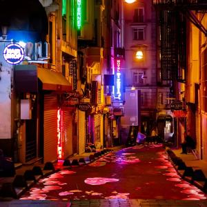 China Digital Interactive Floor Projection Mapping Outdoor Lighting Interactive Floor Projector wholesale