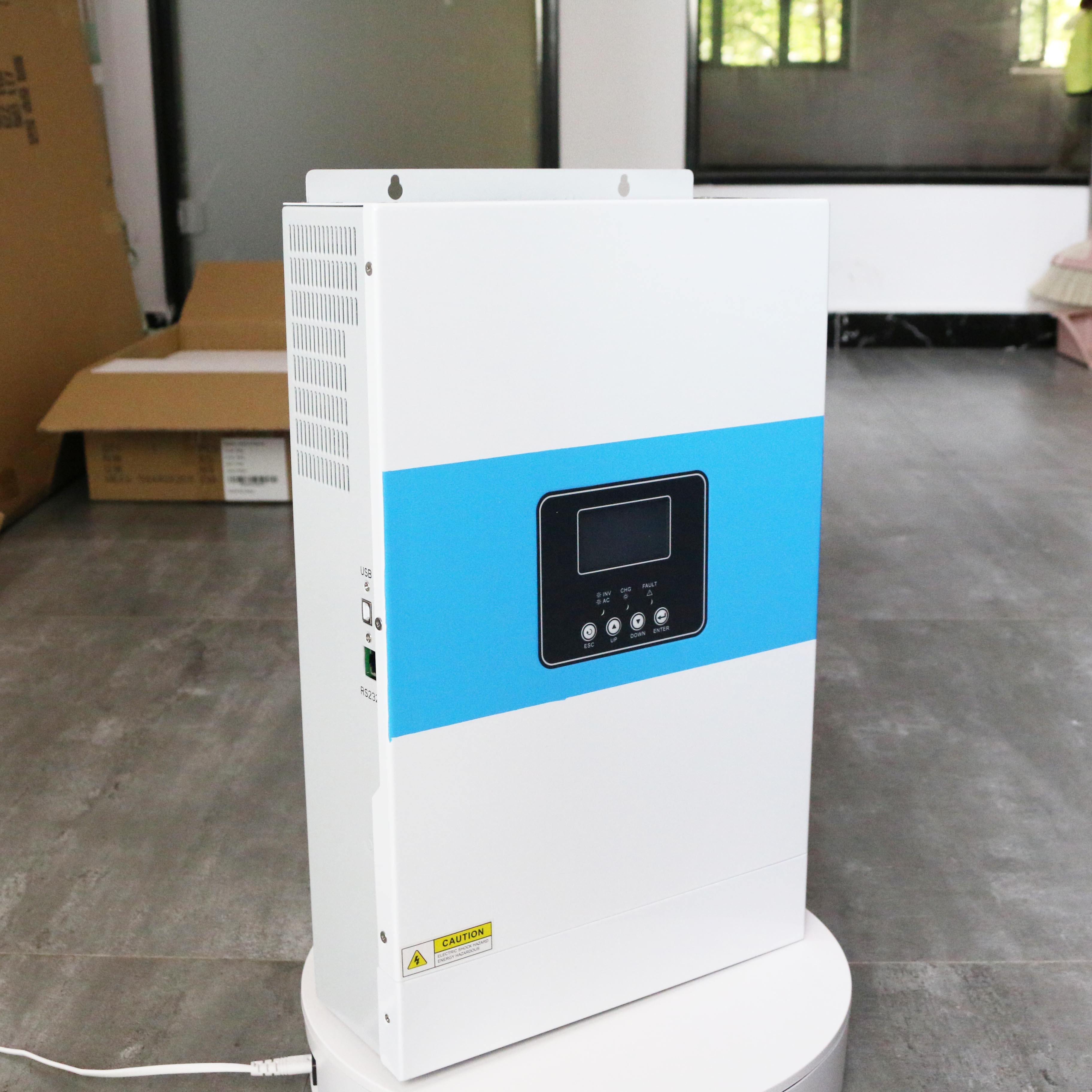 48v Lithium Battery Off Grid Inverter 5500W Hybrid Inverter With Solar Battery Charging