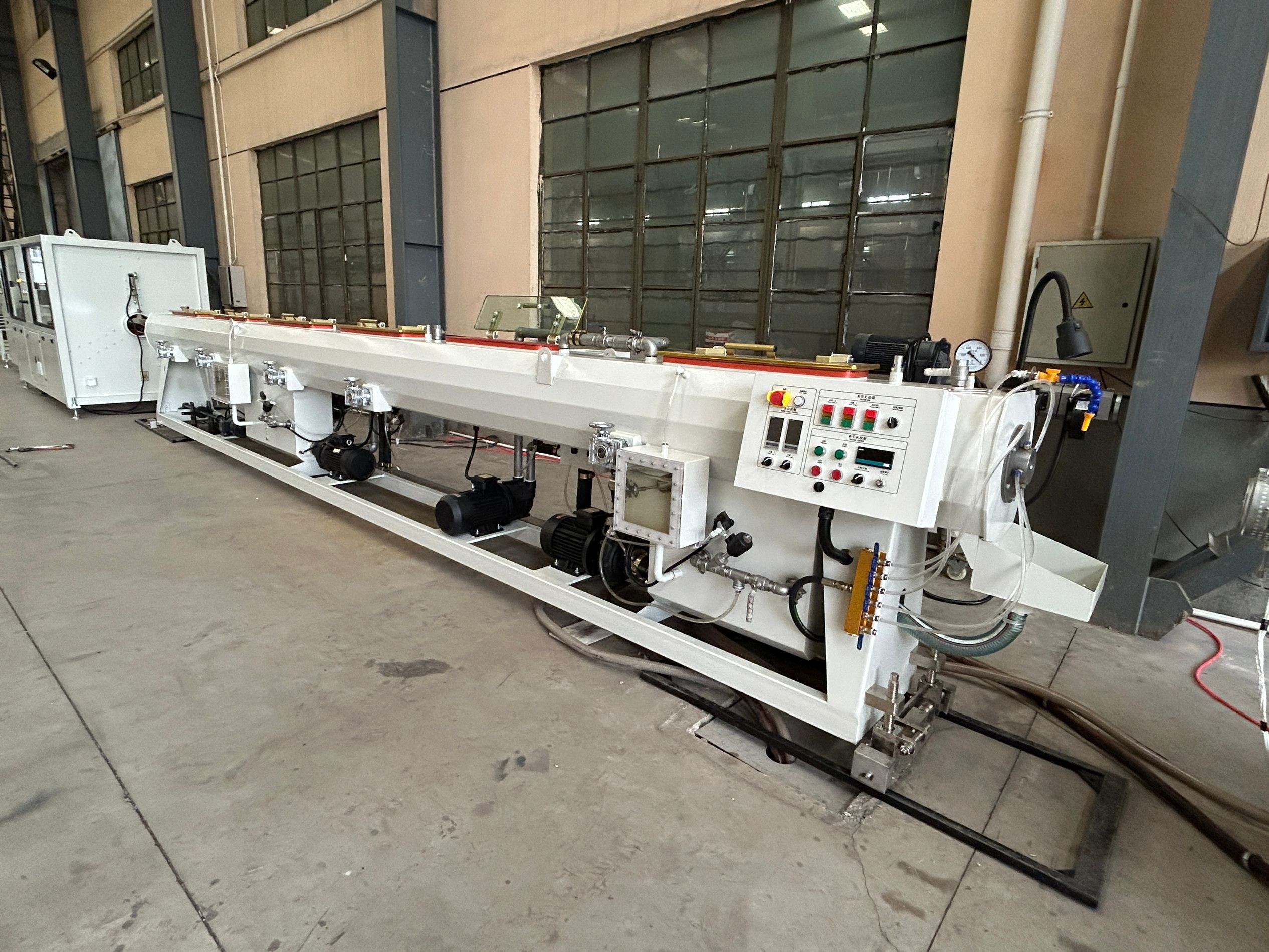 Customizable Plastic PVC CPVC Pipe Extrusion Machinery Production Line