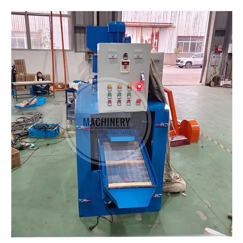 50-80kg Scrap Copper Wire Crusher Recycling Machines For Small Capacity Cable Granulator
