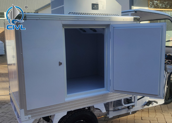 Mini Refrigerated Van Insulated Tricycle Vegetable And Fruit Refrigerated Truck Transporter Electric Refrigerated Truck