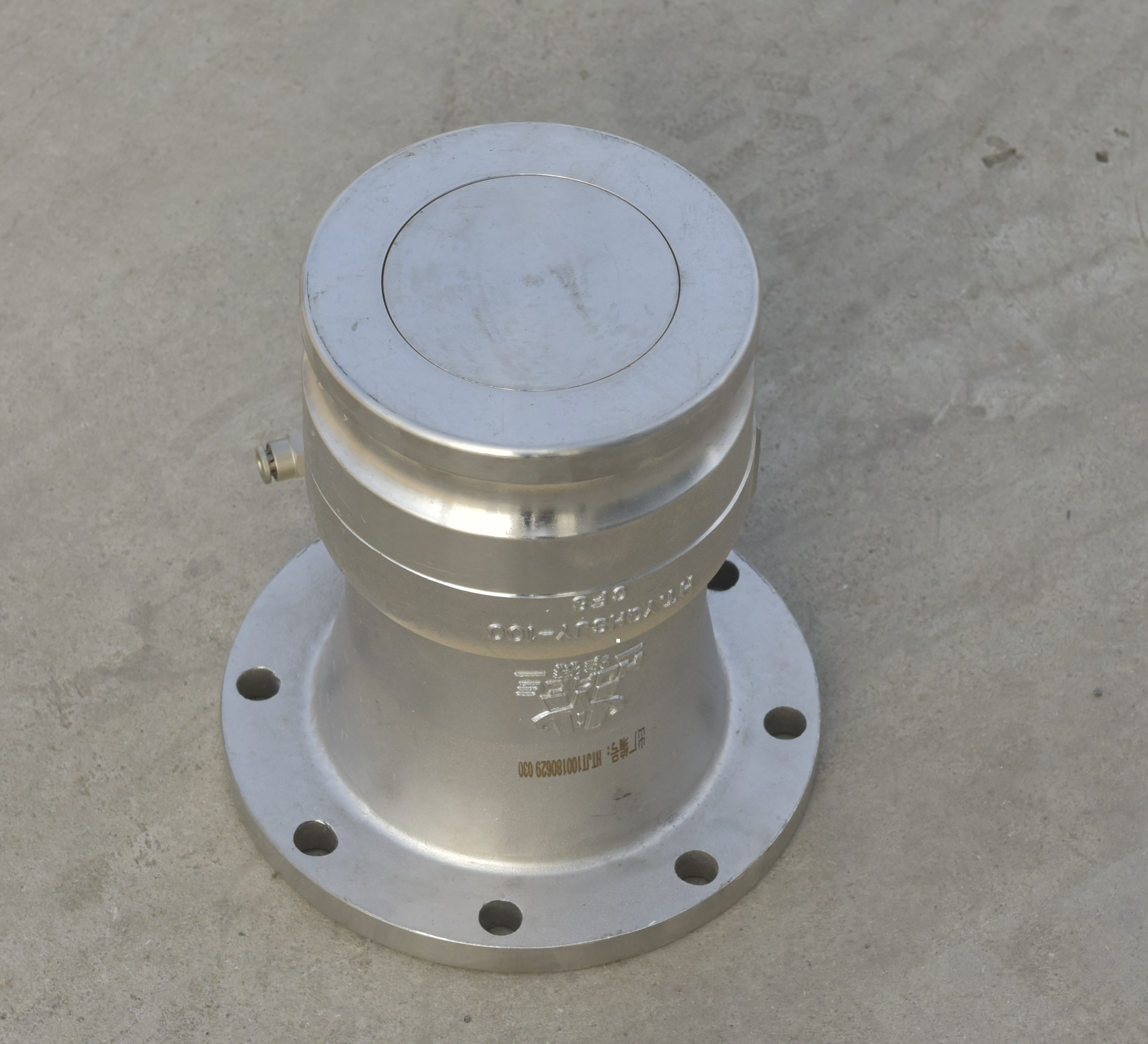 Nitrile Rubber/PTFE Seal Material Stainless Steel Oil and Gas Recovery Connector for Tank Trucks Top Performance
