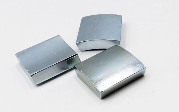 Quality Curved N52 Grade Ndfeb Permanent Magnet For Motor / Wind Turbines Generator for sale
