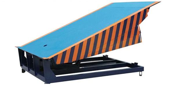 Quality Mechanical Loading Dock Leveler Platform Mobile Lifting On-Site Installation for sale