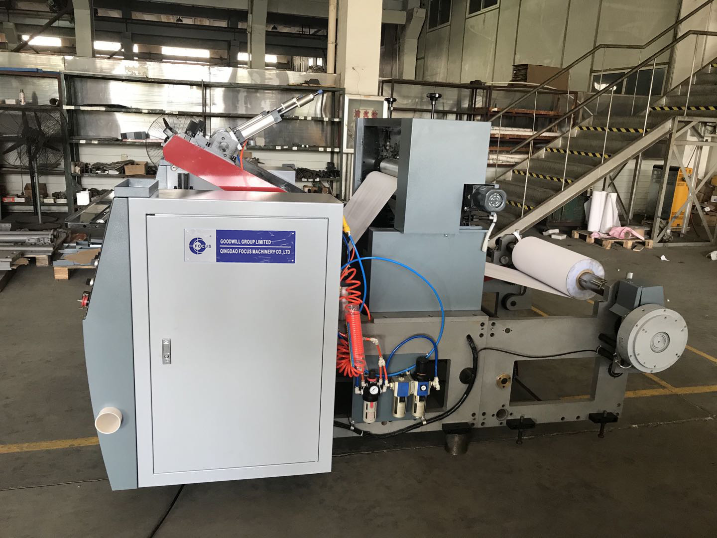 POS ATM ROLL THERMAL PAPER Slitting Machine 900mm Automatic Paper Converting Machine