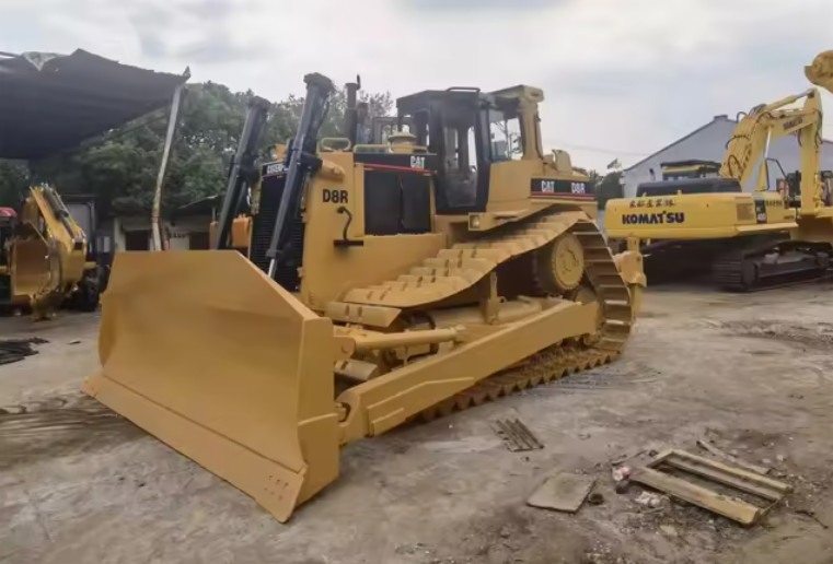Used CAT D8R Bulldozer Ensure Optimal Performance Of Your Crawler Bulldozer With Genuine Parts