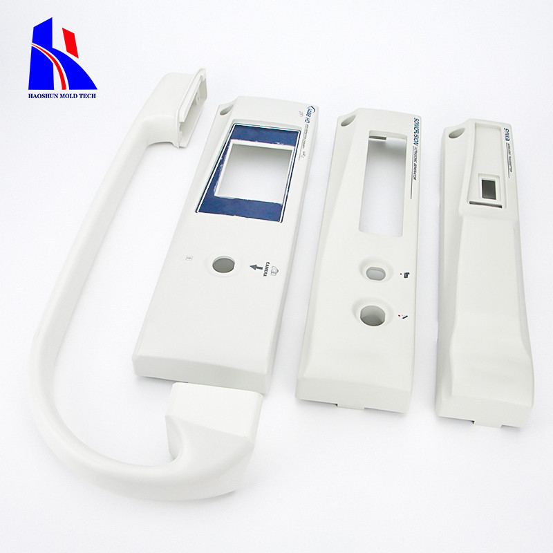 OEM NAK80 PA Plastic Injection Molding Part White Edge Gate Hot Ruuner Silkscreen
