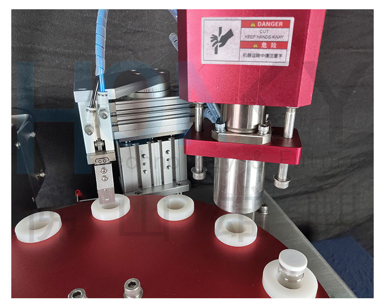 Tabletop Small Business Using 5ml Vial Filling And Crimping Machine With Multiple Size Mold Changing For Oil Liquid