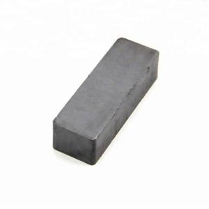 Simple Shapes Grade 3 Ferrite Magnet Blocks Lower Service Temperature For Generator