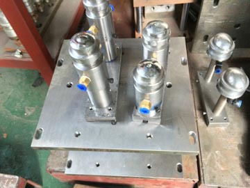 Automatic PET Bottle Blowing / Plastic Stretch Blow Molding / Bottle Making Machine Preform customize pet bottle blowing