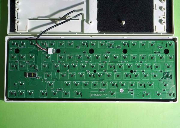 Quality 3mil Wireless Mechanical Keyboard PCB 0.8mm 60 Bluetooth Keyboard PCB for sale