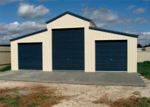 China Anti Seismic Steel Barn Structures Kits With Three Rolling Door Sandwich Panel wholesale