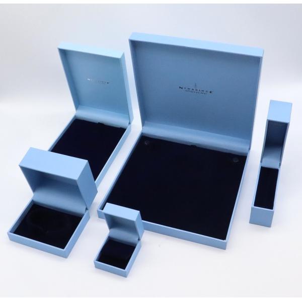 Coated Paper wrap greyboard Luxury Packaging Boxes Rigid With Velvet Inner Tray Handmade