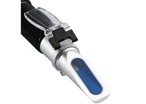 China Professional Digital Salinity Refractometer / Brix Scale Refractometer 0-32% Brix on sale