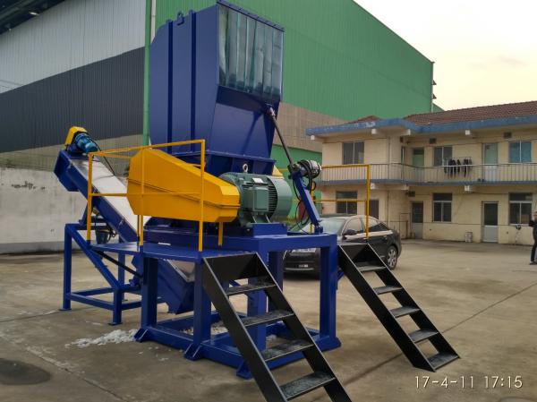 Quality 380V Single Rotor Shredder High Torque For All Kinds Of Hazardous Waste for sale