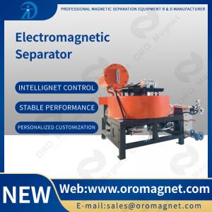 China Automatic 3T Dry Magnetic Separator With Water / Oil Double Cooling feldspar chemical medicine powder wholesale