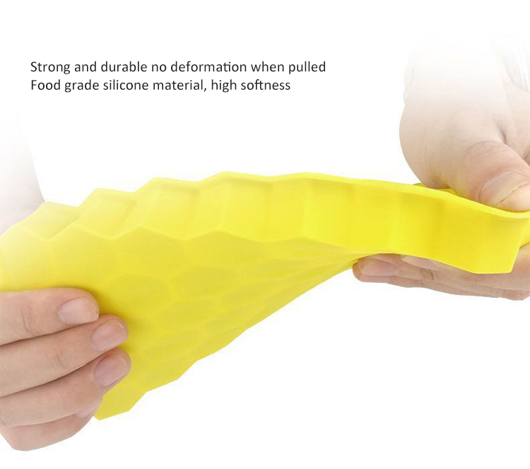 Sustainable Ice Cream Makers Hot Foldable 37-Cavity Honeycomb Silicone Ice Tray with Lid