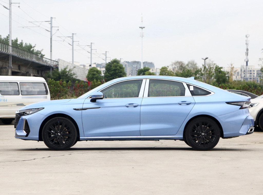 Gasoline New Used Chery ARRIZO 8 2022 1.6T DCT Zhen Version 5 Seats Car