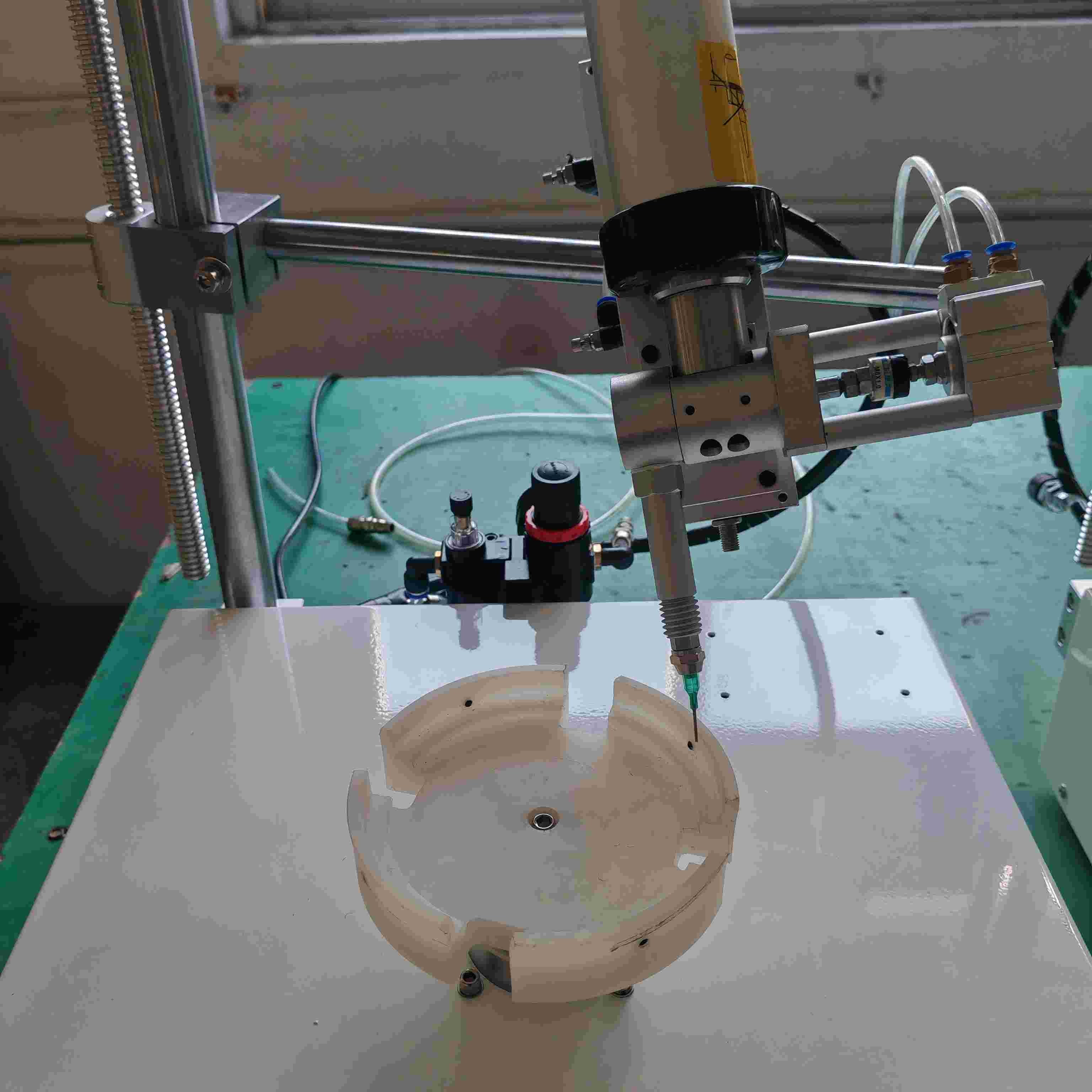Round Glue Robot 0 - 300RPM Robotic Dispensing Systems Industrial