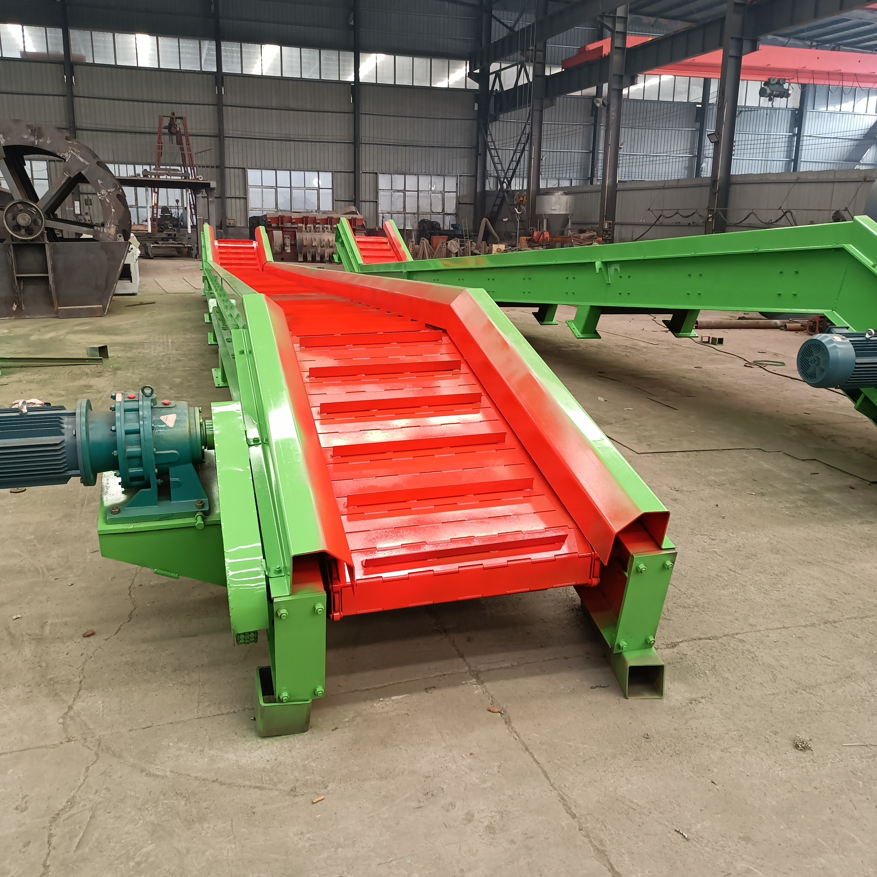 Inclined Drag Chain Conveyor For Bulk Material Handling Plant