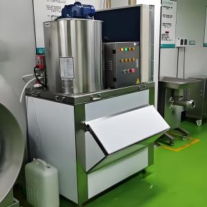 China 1000kg/H Commercial Ice Cube Maker Machine SUS304 Mainframe Material wholesale