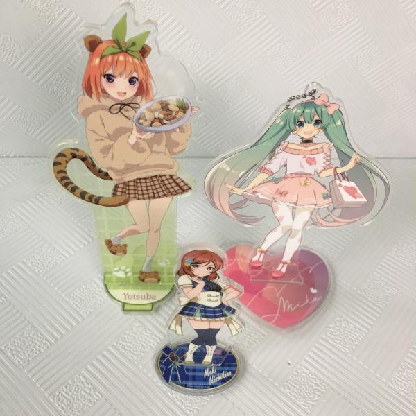 Quality Custom Acrylic Standee Display Stand Cartoon Figure Acrylic Standee; CNC cut Acrylic stand with offset printing for sale