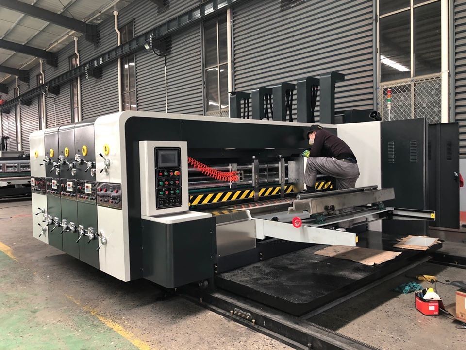 Carton Flexographic High Speed Flexo Printing Press Machine Cutter