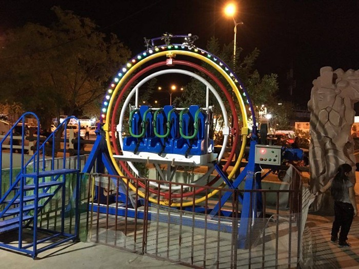 Adults 360 Degree Human Gyroscope Ride 6 Seats With Led And Music Function