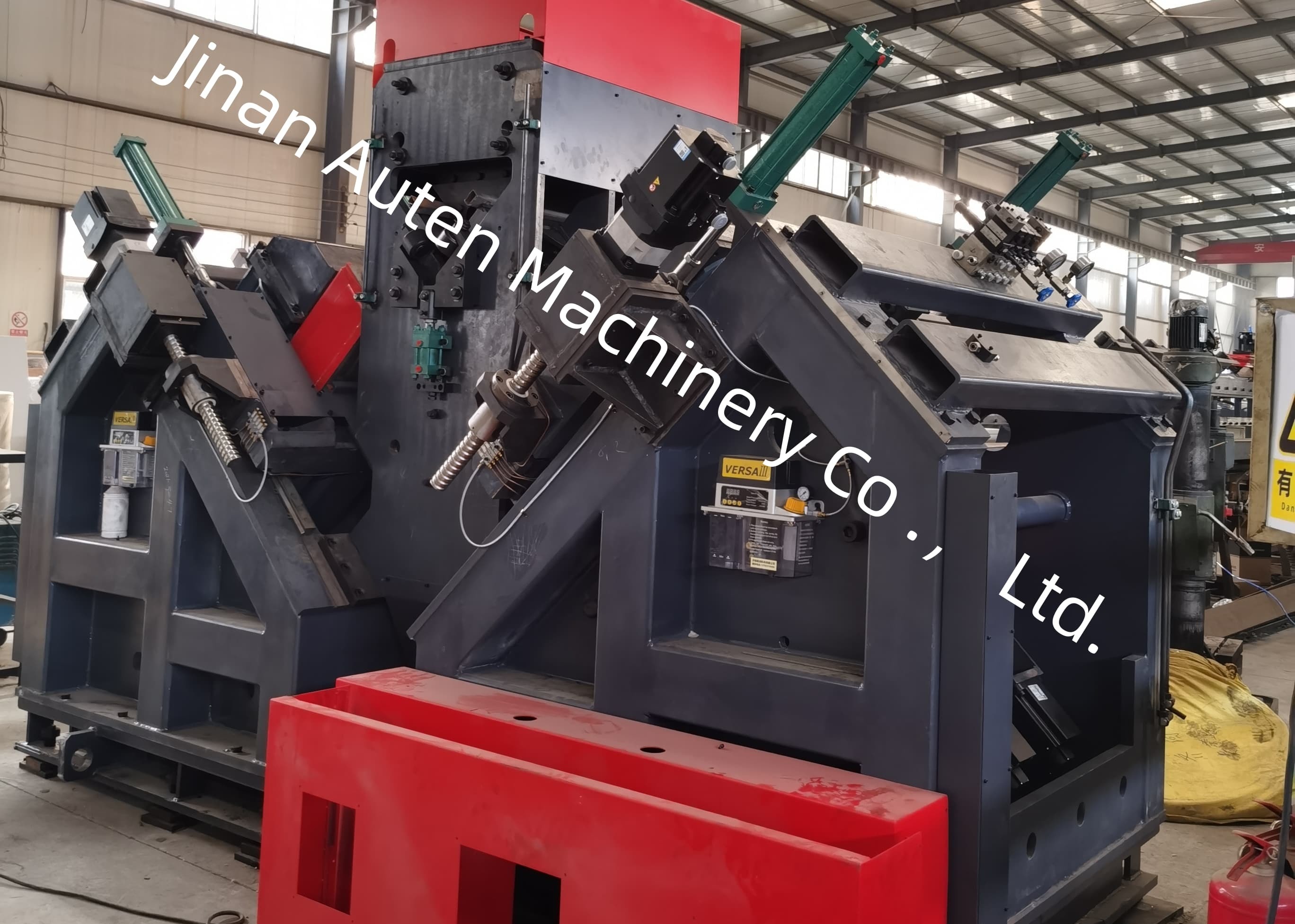 40mm Drilling Diameter Automation CNC Angle Line Machine BT40 Taper Of Drilling Spindle