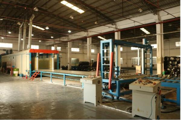Quality Polyurethane Foam Making Machine , Foam Manufacturing Machine For Upholstery Foam for sale