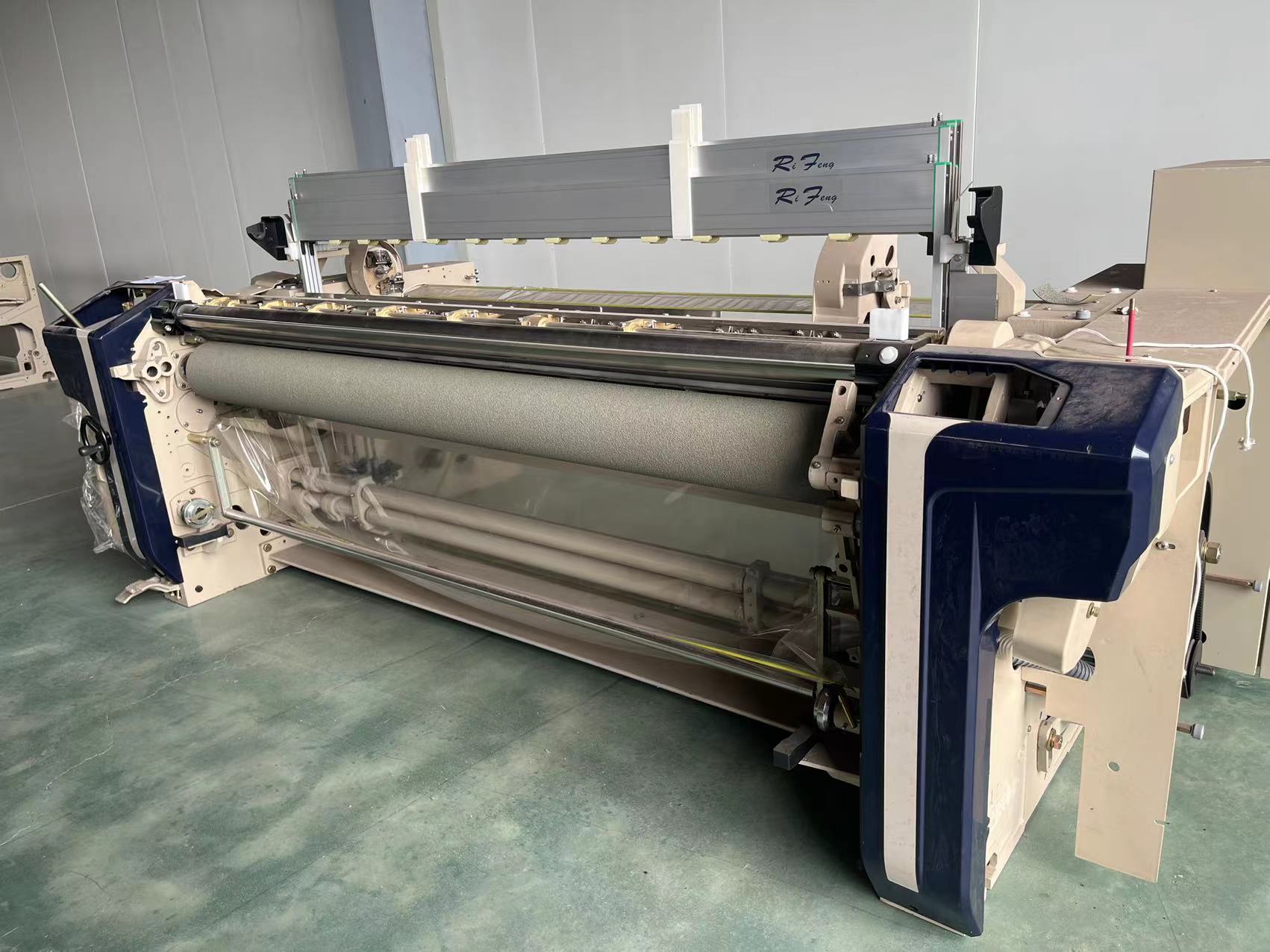 Single Nozzle Fabric Cotton Weaving Loom Machine 360cm Cam Opening