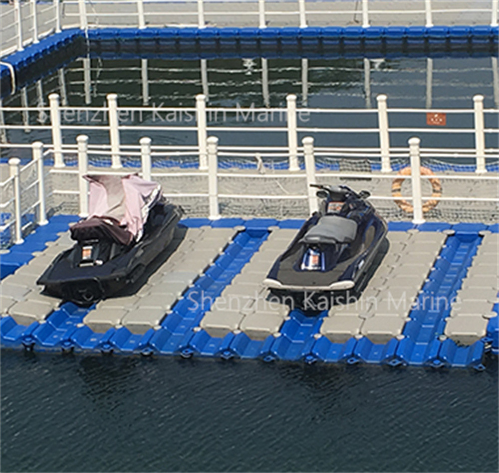 Grey/Bule/Red Modular Floating Dock For Floating Walkway Dock Pontoon Marina Needs
