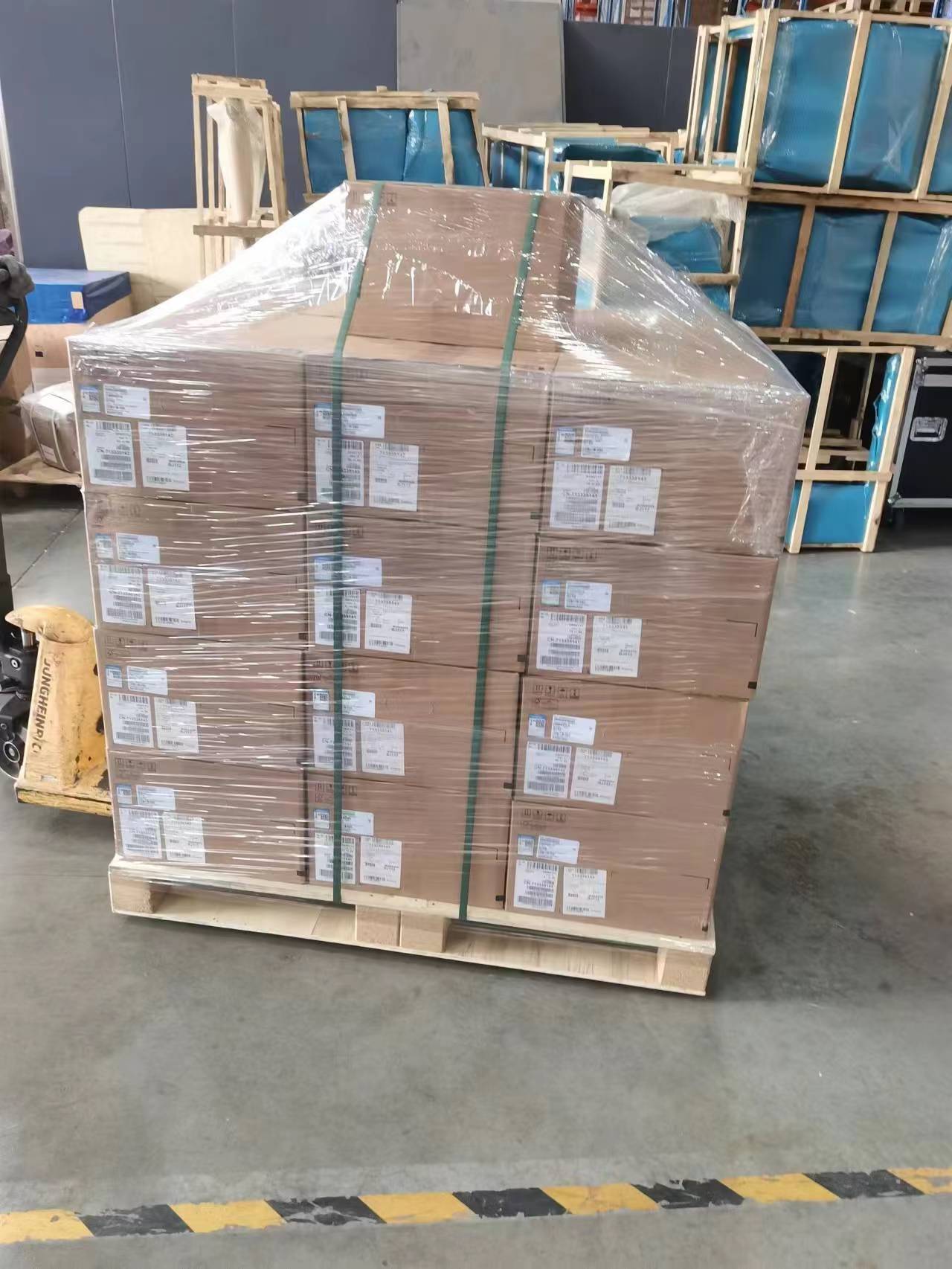 Networking S5731-H48P4XC 48*10/100/1000BASE-T port 4 * 10GE SFP Gigabit Network Switch