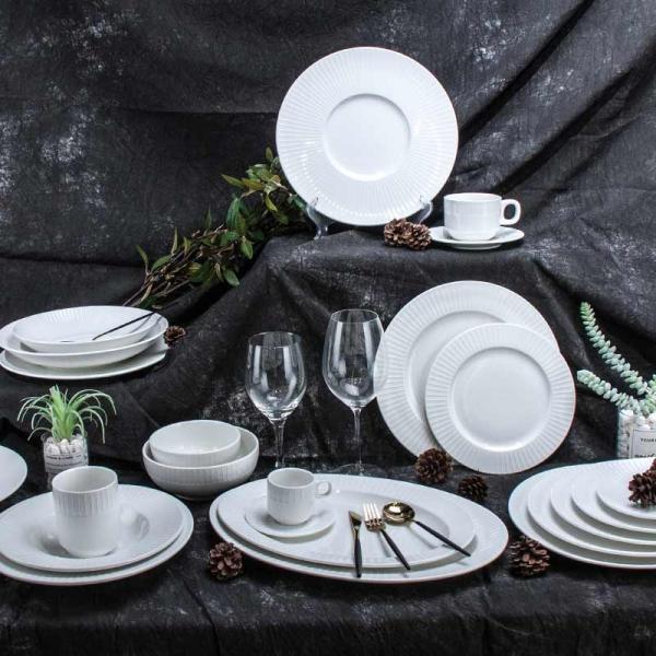 OEM ODM Available Thick 16Pc 20Pc Ceramic Dinnerware Set
