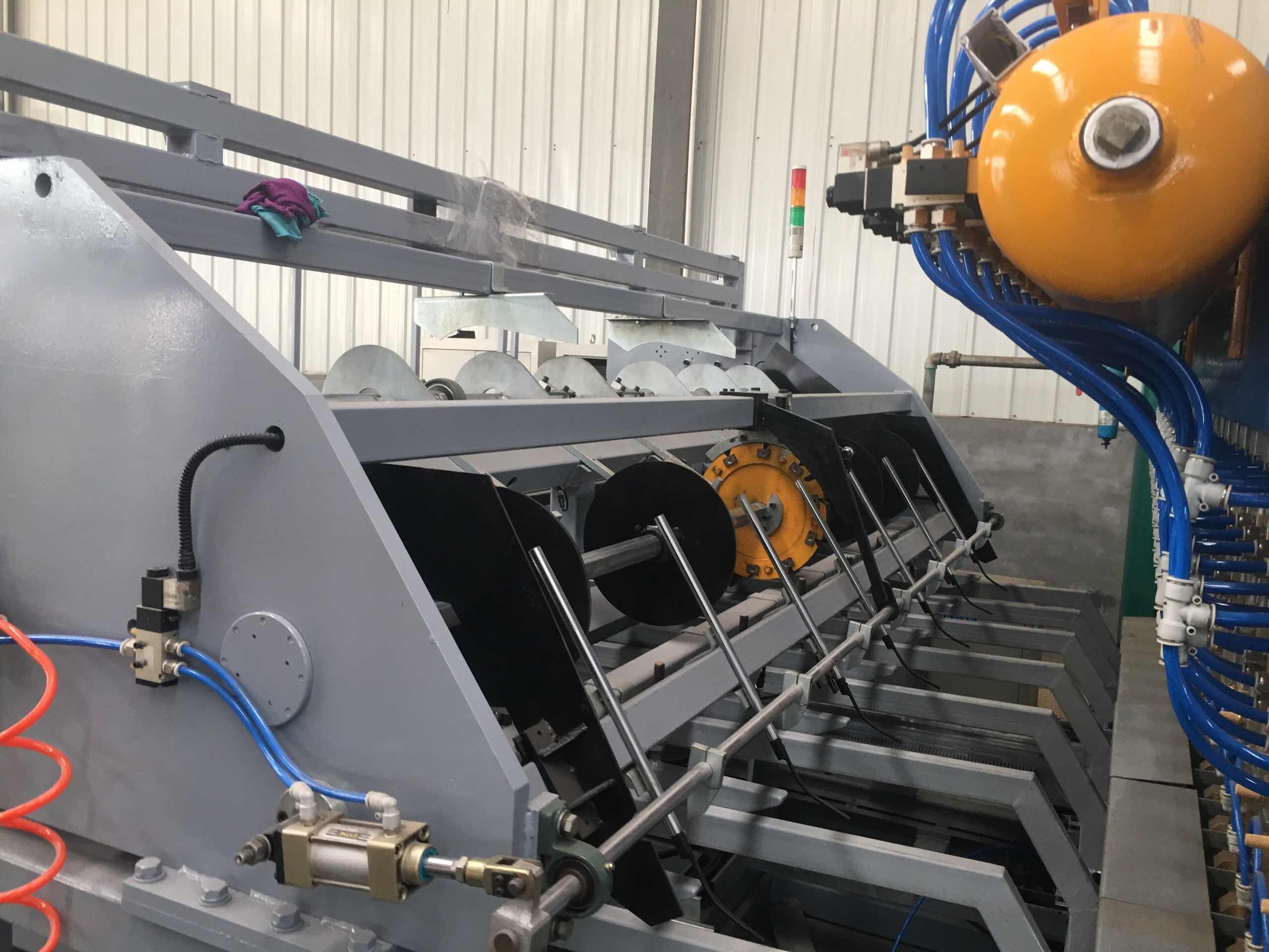 4-8mm Fully Automatic Crimped Wire Mesh Weaving Machine Pre Cut Cross Wires