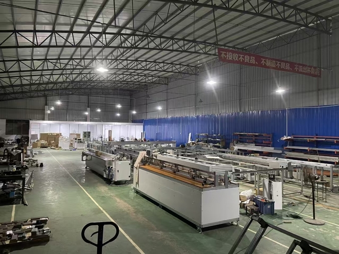 Automatic 2-In-1 Ultrasonic And Crush Fabric Cutting Machine For Roller Blind Fabric Cutting 8