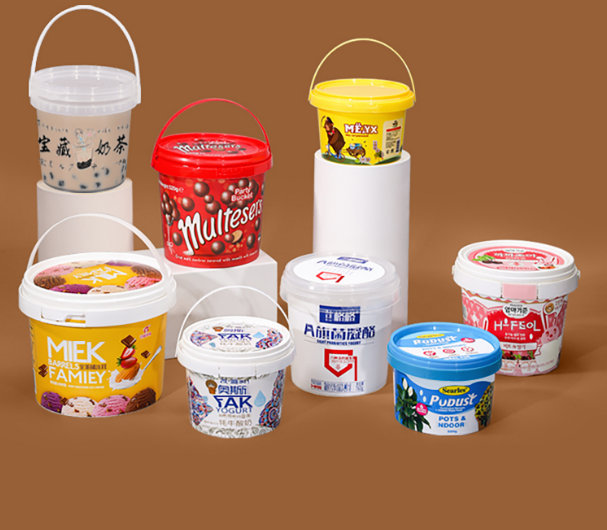 Low Priced Reusable Square and Circular Shapes Plastic Bucket with Handle from UMETASS