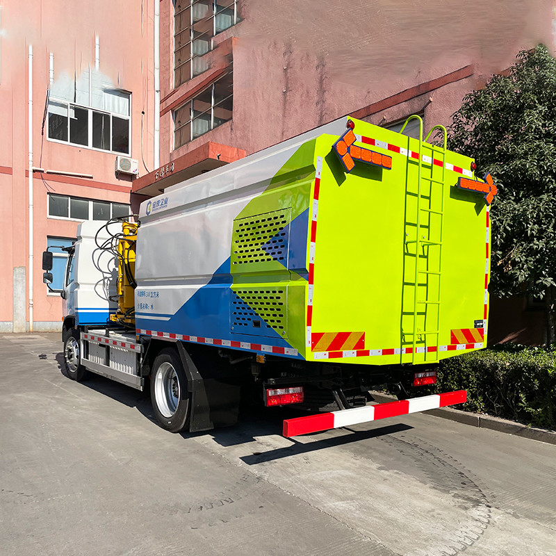 Rustproof Tunnel Cleaning Truck Custom Road Cleaning Truck Custom With Camera And Work Lighting