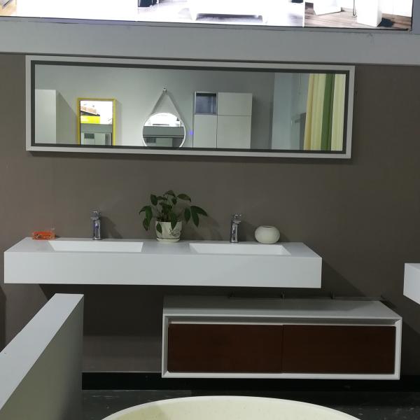 Solid Surface LED Bathroom Mirror Screen Touch Switch Energy Efficient