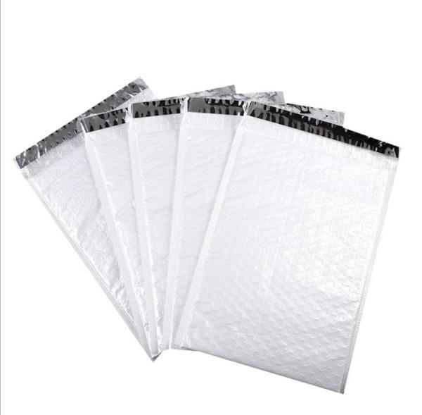 Quality Custom designed widely use waterproof Pear Film bubble mailer envelope bubble for Mobile accessory packing for sale