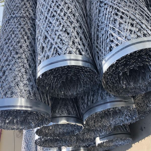 Hot Dip Galvanized Barbed Razor Wire Mesh for Anti-Climbing Security Fence with Low Carbon Steel Wire