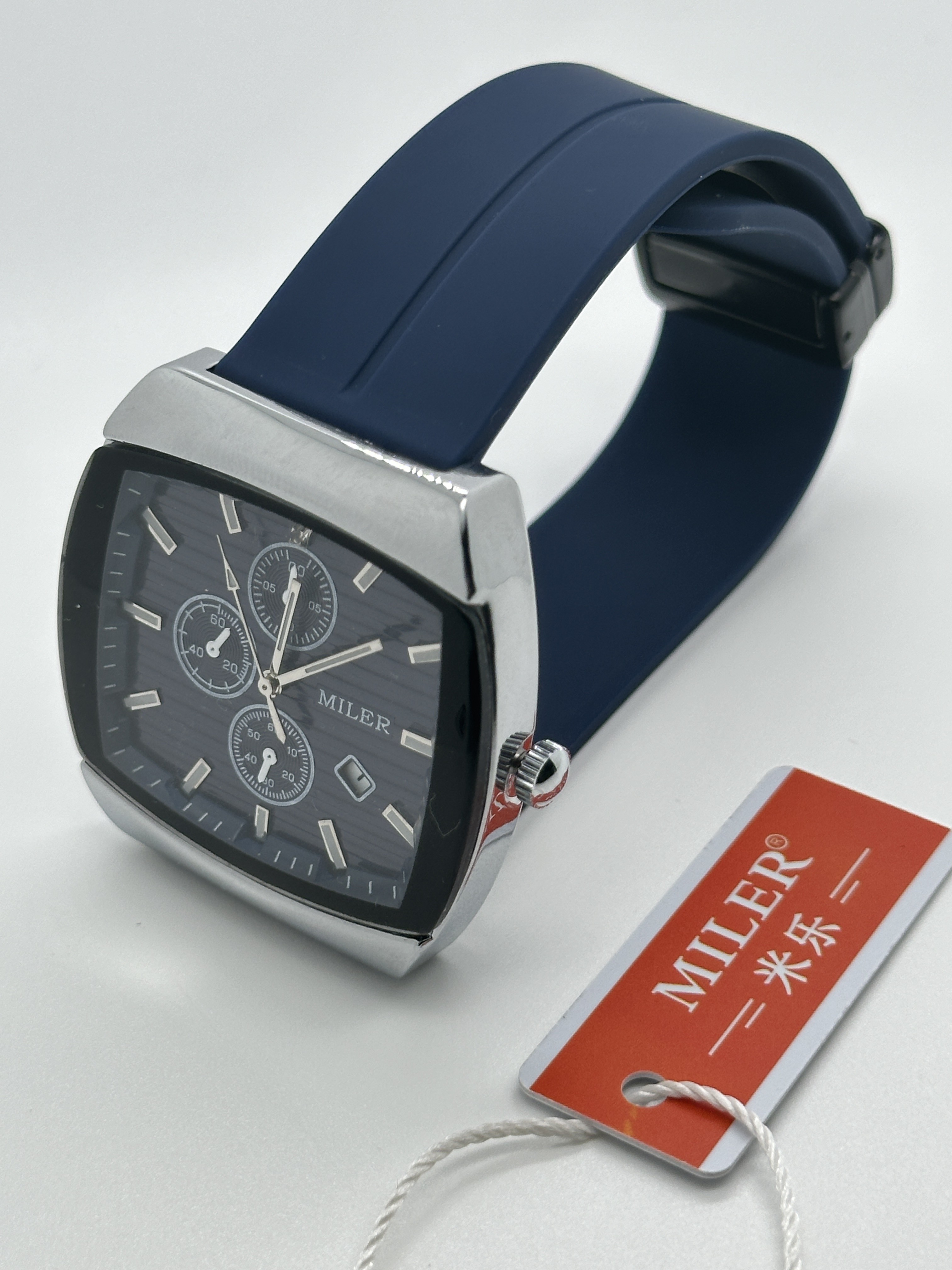 Custom Luxury Quartz Movement Wrist Watch Water Resistant Stylish Mens Watches