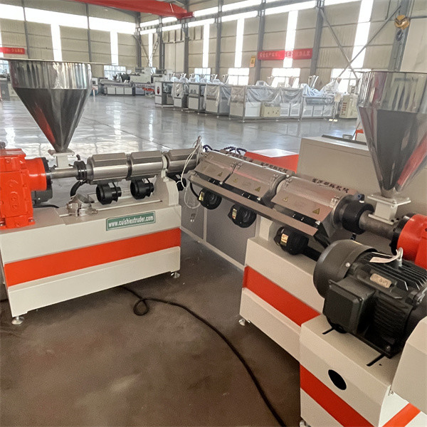 40Kg/h-60Kg/h PVC Flexible Pipe Making Machine Manufacturers