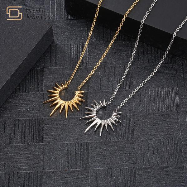 China Sunflower Pendant Necklace Titanium Steel Jewelry Women Collarbone Chain wholesale