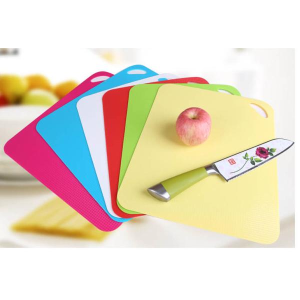 Environmentally Friendly Plastic Cutting Board Logo Customized