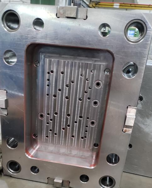 Quality Achieve Optimal Mold Temperature with Injection Molding Solution for sale