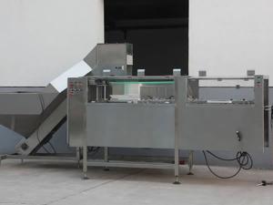China 220v Automatic Bottle Unscrambler Machine Stainless Steel 2kw Bottle Descrambler wholesale